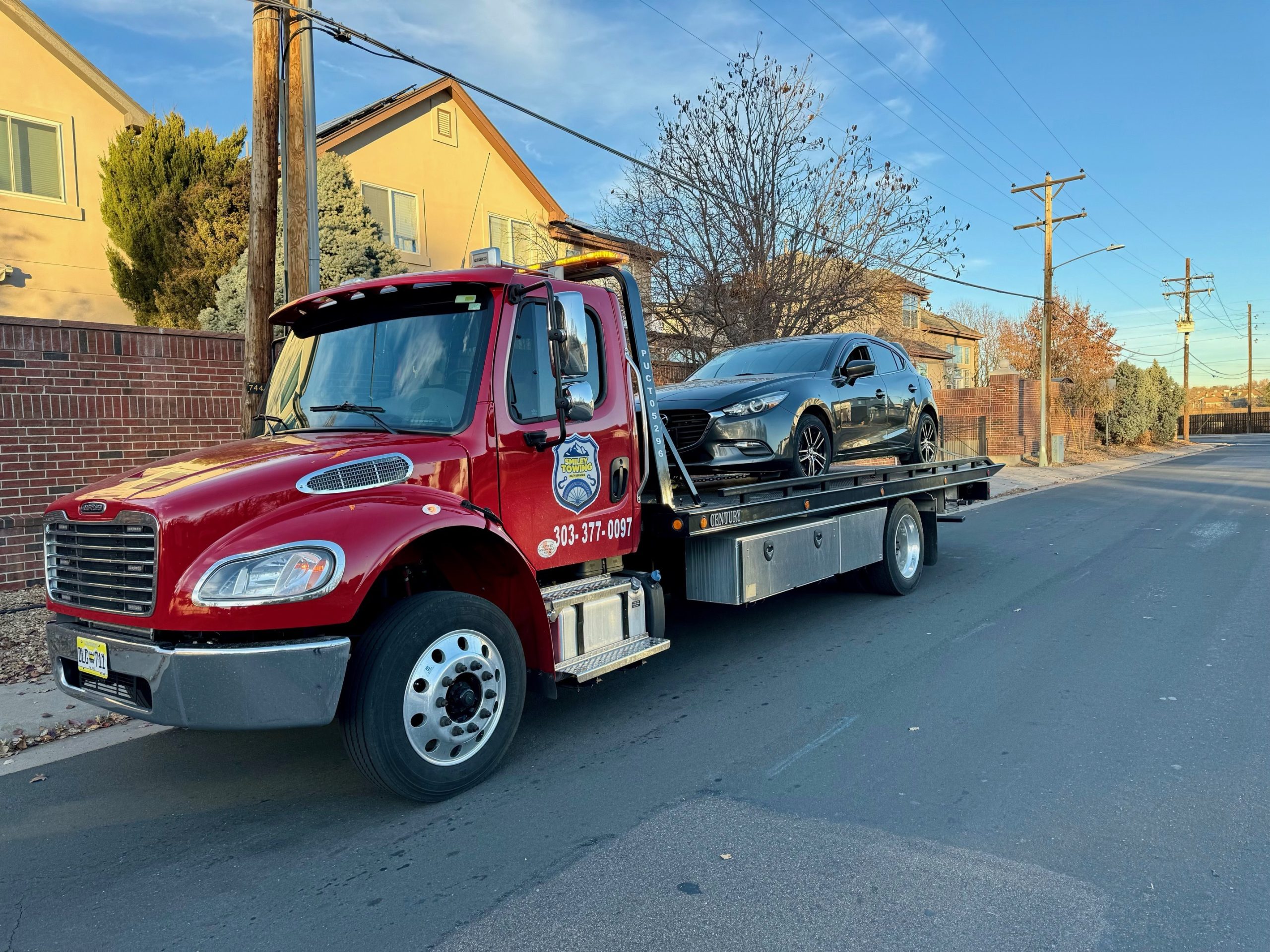this image shows long-distance towing services in Aurora, CO